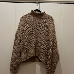 Oversized knit sweater in color Oatmeal